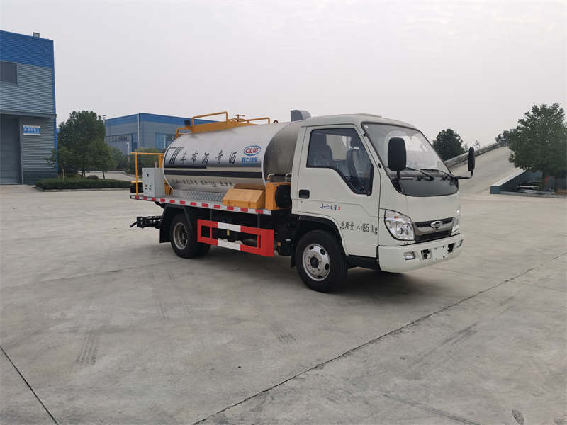 福田小卡之星1.09方標(biāo)準(zhǔn)型瀝青灑布車(chē)