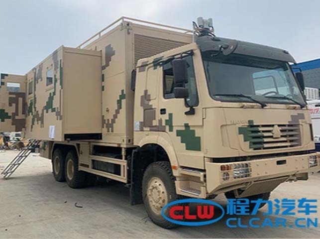重汽6*6通訊指揮車(chē)圖片2